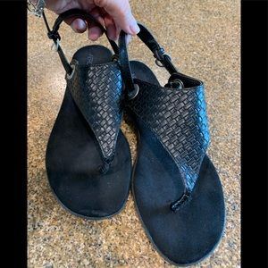 Comfy flat sandals black w/ brushed silver accents
